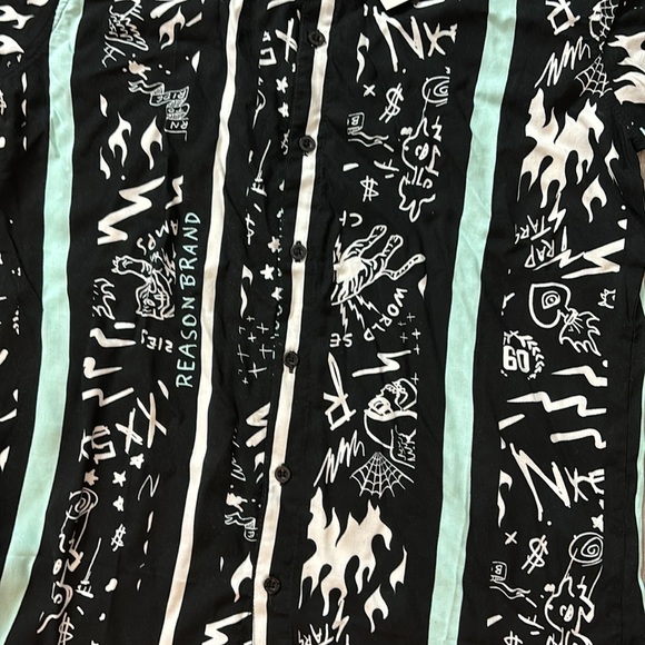 Reason Brand Button up - Picture 4 of 4